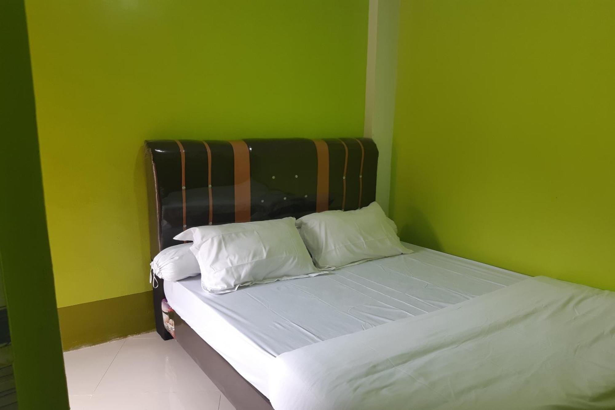 Oyo 3487 Es Em Je Residence Lubukpakam エクステリア 写真